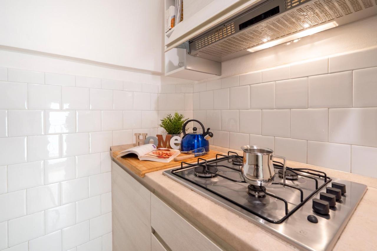 Vico II Terrace Apartment A Step From Piazza Roma 마르티나프란카 외부 사진